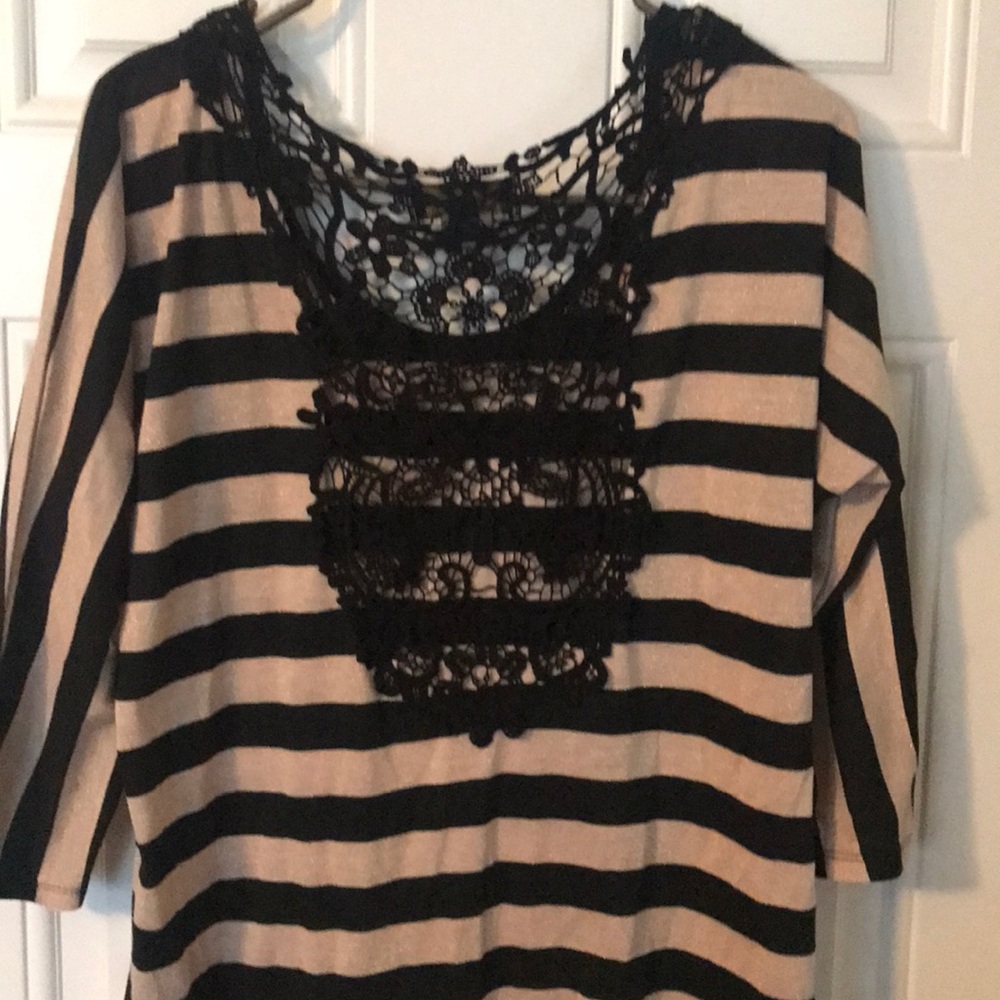 Shirt - Picture 2 of 2